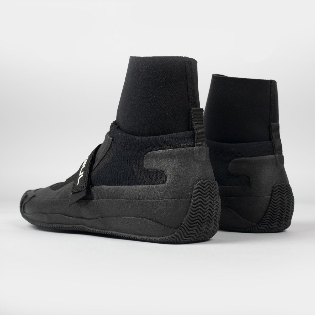 CZ WINDWARD SLIPPER