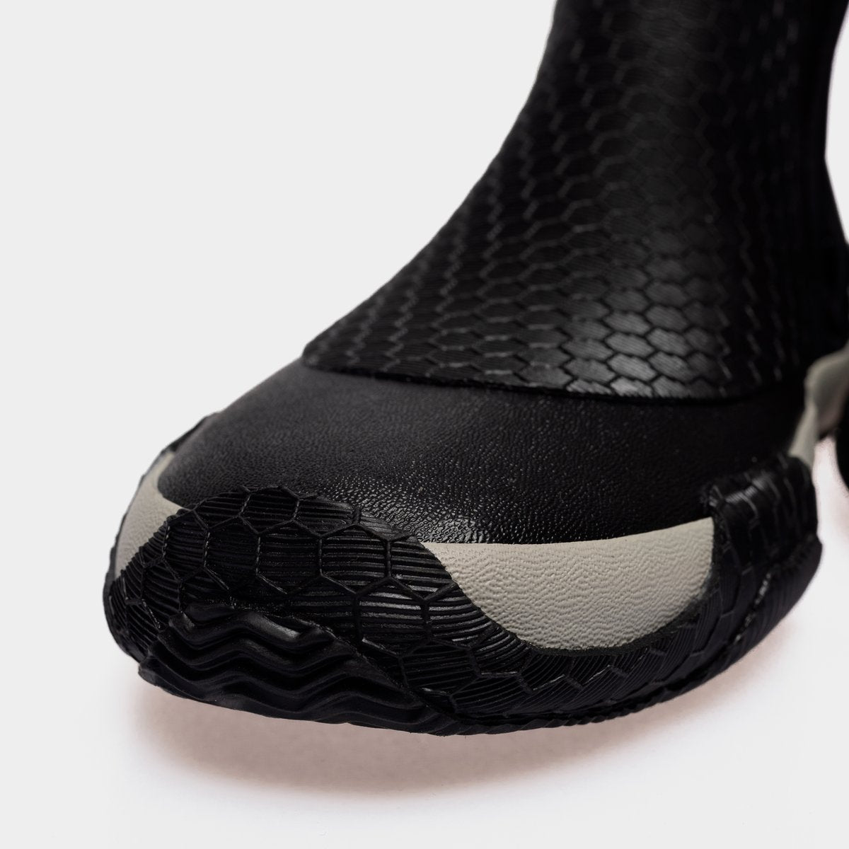 ROUND TOE WINDWARD BOOT