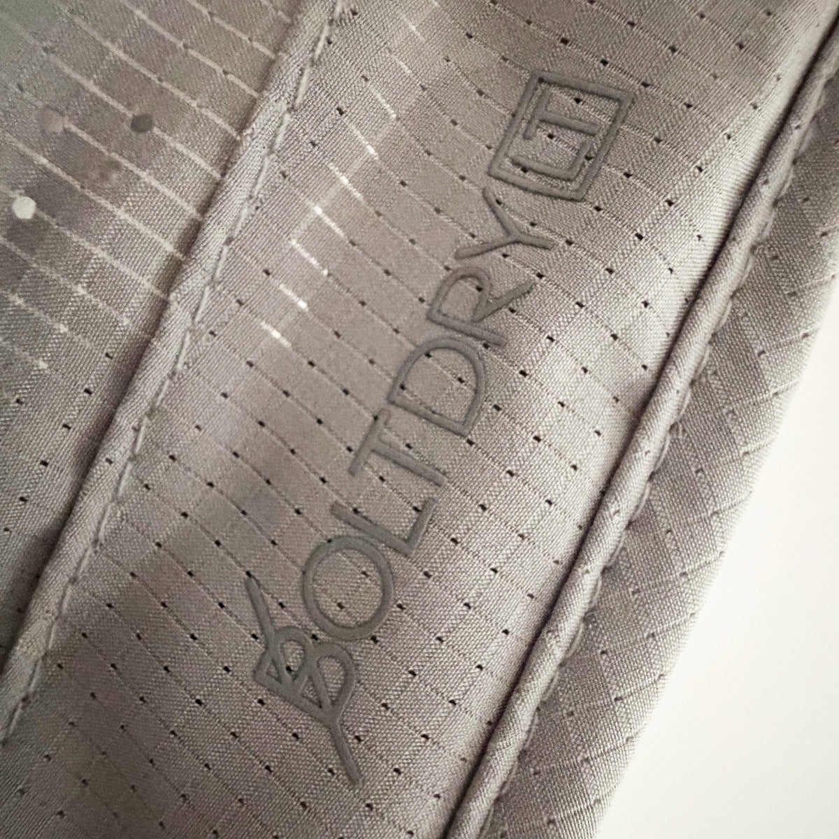 CODE ZERO BOLTDRY LT RACE FOLDING CAP