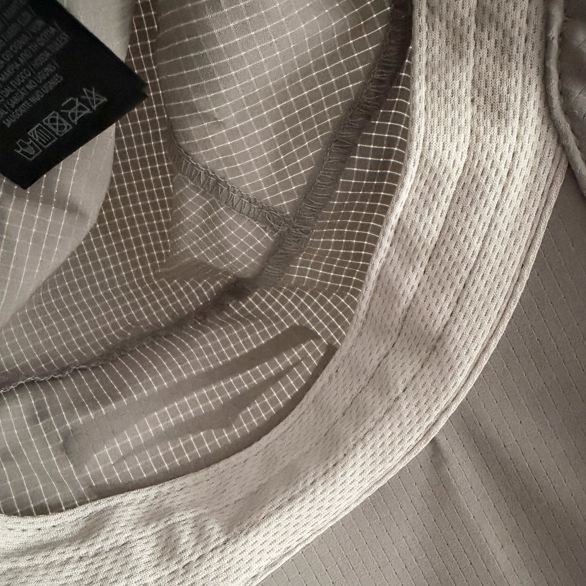 CODE ZERO BOLTDRY LT RACE FOLDING CAP
