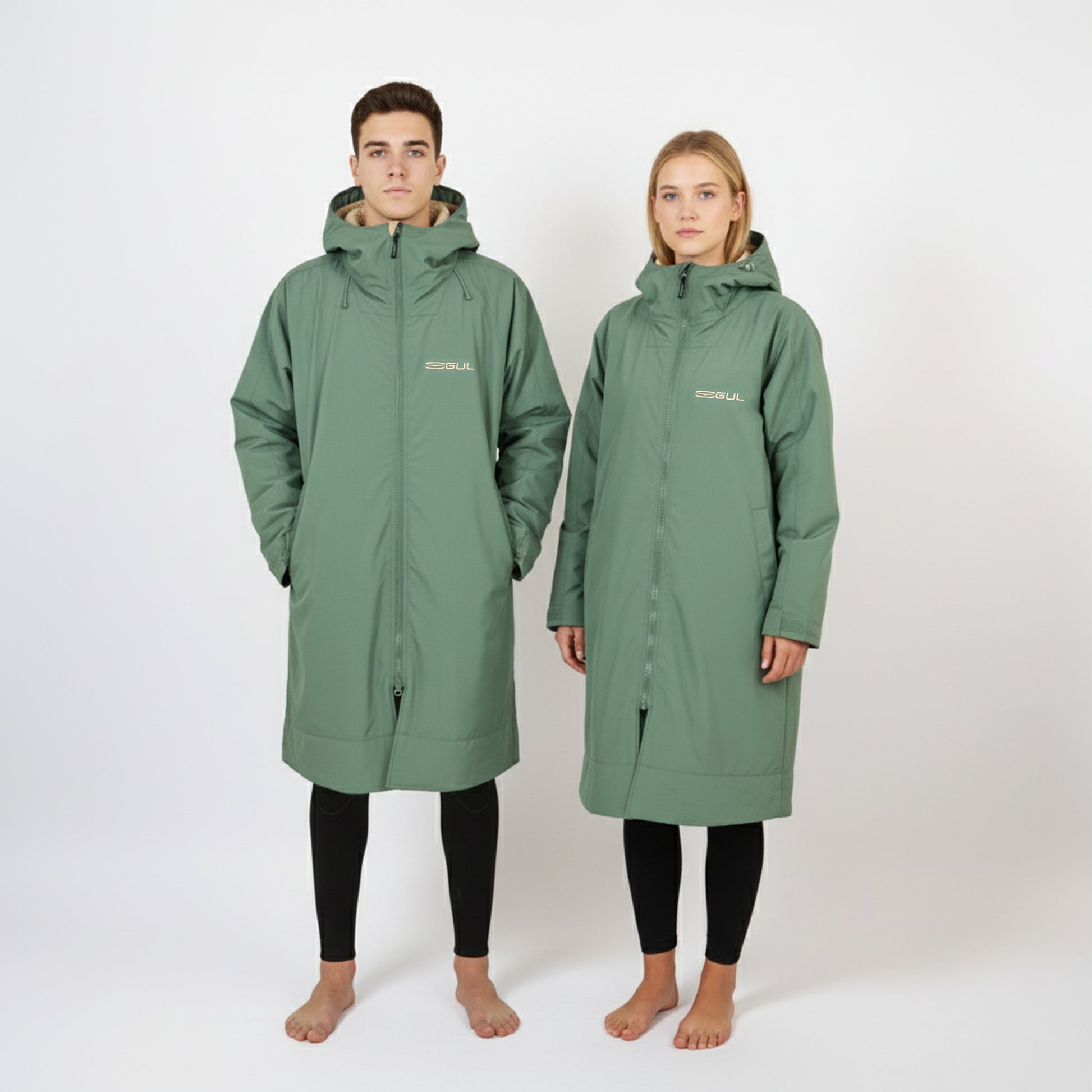REVOROBE LONG SLEEVE CHANGING ROBE