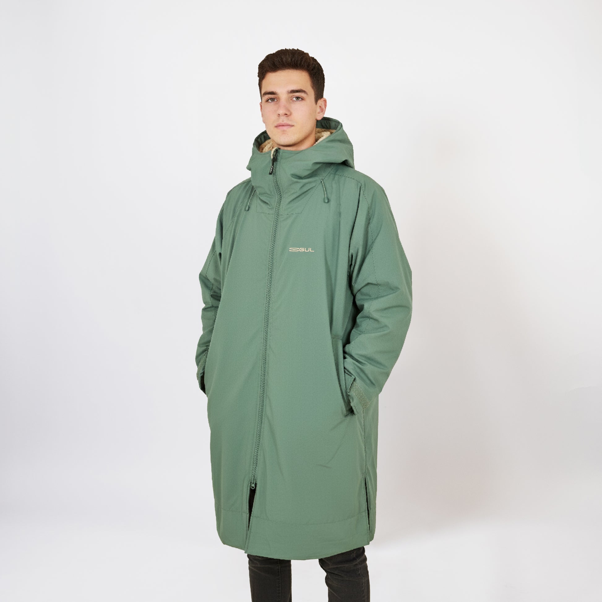 REVOROBE LONG SLEEVE CHANGING ROBE