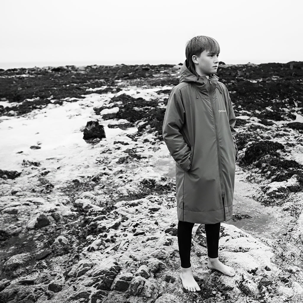 REVOROBE LONG SLEEVE JUNIOR CHANGING ROBE