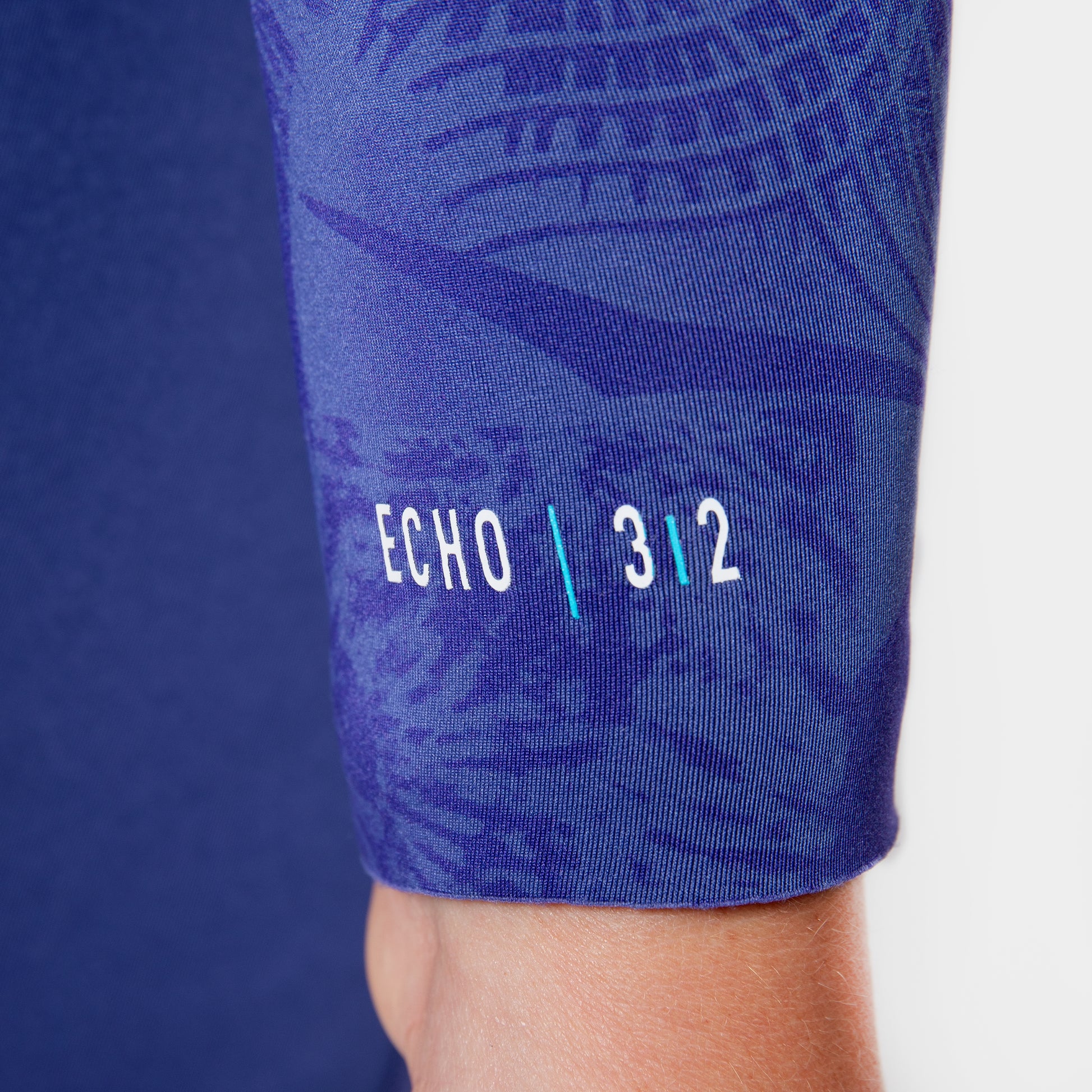 ECHO 32 WOMENS CHEST ZIP NATUR STEAMER