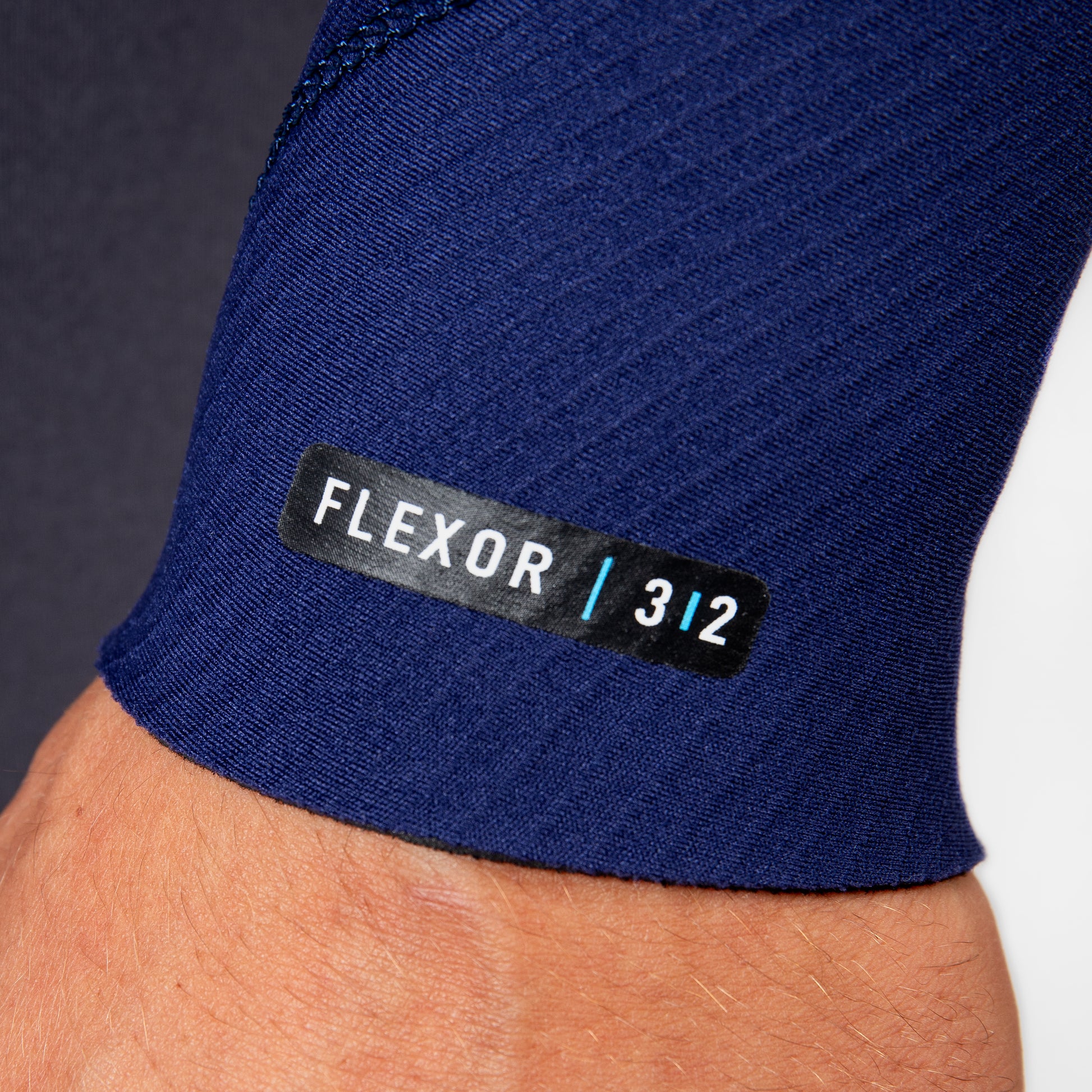 FLEXOR 32 YULEX CHEST ZIP GBS STEAMER