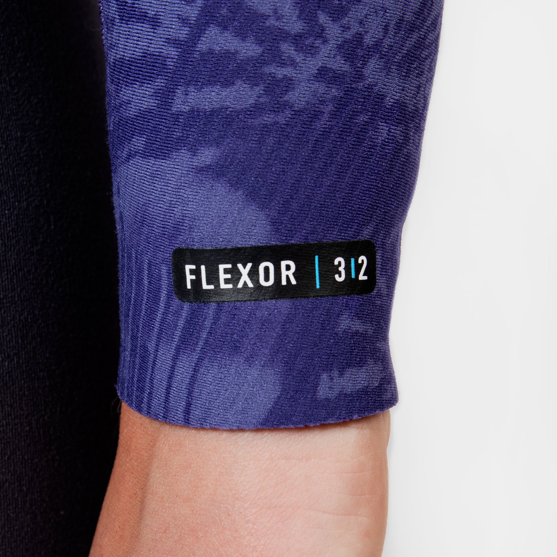FLEXOR 32 YULEX WOMENS CHEST ZIP BS STEAMER