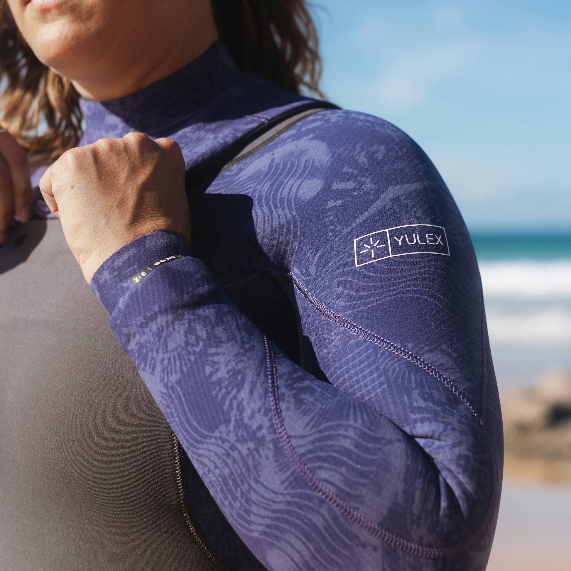 FLEXOR 32 YULEX WOMENS CHEST ZIP BS STEAMER